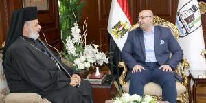 العالمي : محافظ بني سويف يتلقى التهاني بعيد الأضحى المبارك من قيادات الكنائس والطوائف المسيحية fxcc.ae