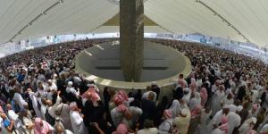 العالمي : الحجاج يؤدون أعمال يوم النحر برمي الجمرات والطواف .. بث مباشر fxcc.ae