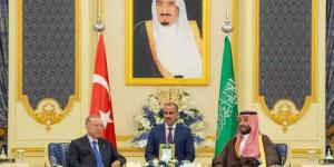 العالمي : الرئيس التركي يشيد بتنظيم الحج في اتصال مع ولي العهد السعودي fxcc.ae