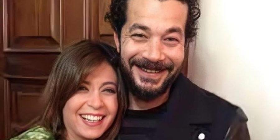 العالمي : السند والقدوة..منال سلامة تعلق على صورتها مع شقيقها شريف fxcc.ae