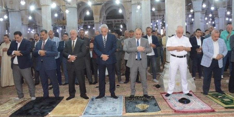العالمي : محافظ الغربية يؤدي صلاة الجمعة في مسجد السيد البدوي بأول أيام عيد الأضحى fxcc.ae
